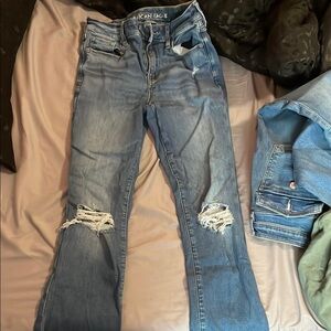 American Eagle Outfitters Women's Blue Distressed Jeans